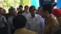 Menteri Wiranto meninjau Sentral Kelautan dan Perikanan (SKPT) di Kabupaten Pulau Morotai.