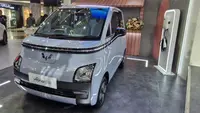 Wuling Luncurkan Air EV Lite Long Range 300 Km, Harga Rp 190 Juta (Arief A/Liputan6.com)