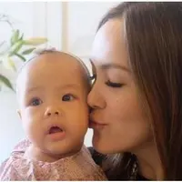 Merasa ditelantarkan Cathy Sharon karena sering berpergian di malam hari. Sang suami, Eka Kusuma berusaha mendapatkan hak asuh anak, karena khawatir sang anak ditelantarkan juga.