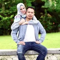 Vicky Prasetyo dan Angel Lelga. (Instagram/vickyprasetyo777)