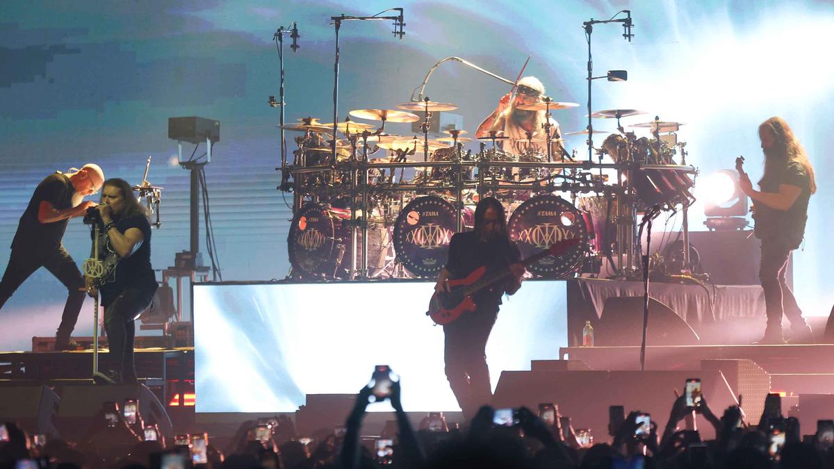 Konser Dream Theater Jakarta: Comeback Mike Portnoy dan Konsistensi 40 Tahun Berkarya