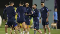 Barcelona Siapkan Opsi Darurat di Lini Belakang Demi Jaga Jarak dari Real Madrid