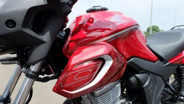 Honda CB150 Verza
