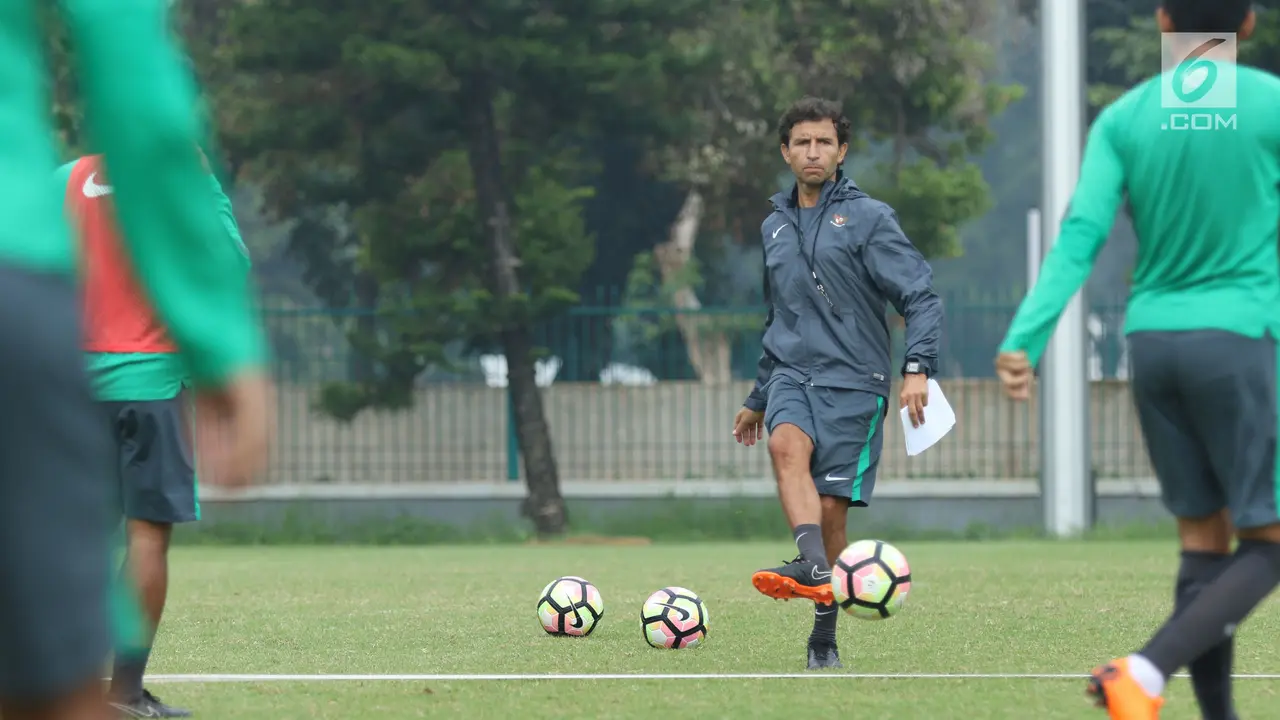 Pelatih Timnas Indonesia U-23, Luis Milla