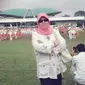 Asma Dewi, ibu rumah tangga ini diduga terkait sindikat penyebar ujaran kebencian, Saracen. Bahkan, disebut-sebut sebagai koordinator Tamasya Al Maidah pada Pilkada DKI 2017 lalu. (Facebook) 