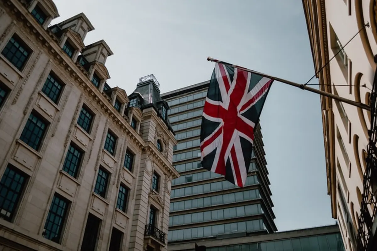 Ilustrasi bendera Inggris (unsplash)