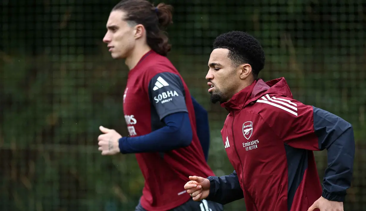 Laga kedua tim akan berlangsung di Emirates Stadium, Rabu (22/10/2025) dini hari pukul 02.00 WIB. (HENRY NICHOLLS/AFP)