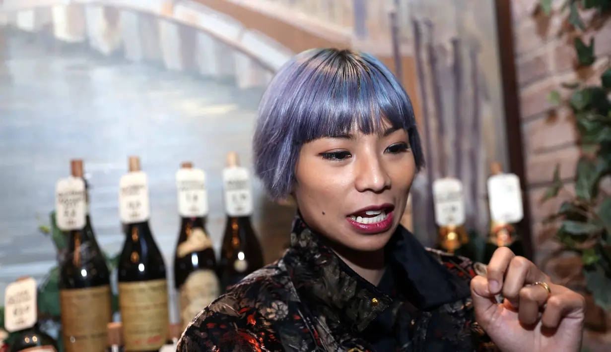 Dalam film terbaru berjudul Danur, Shareefa Danish berperan sebagai hantu bernama Asih. Ia juga rela, wajahnya di make up agar terlihat menyeramkan. Shareefa bersyukur film tersebut diapresiasi oleh masyarakat. (Nurwahyunan/Bintang.com)