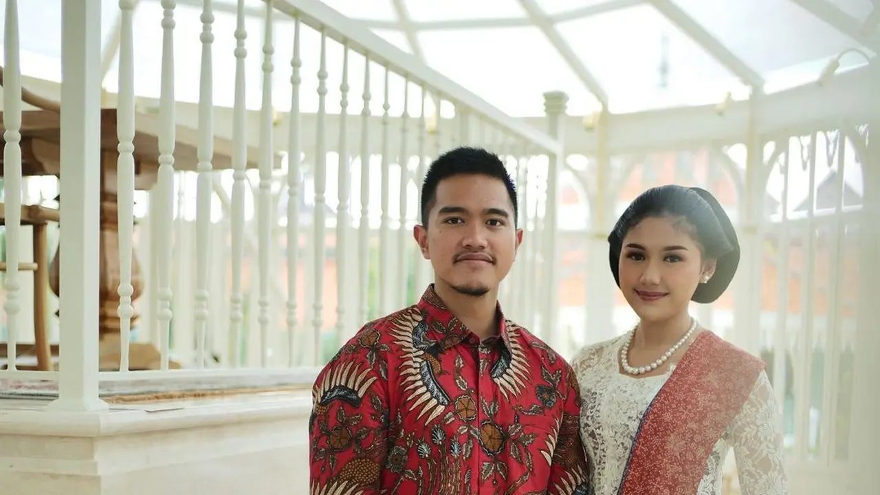 8 Gaya Bucin Kaesang dan Erina Gudono yang Selalu Kompak di Berbagai Kesempatan