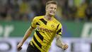 7. Gelandang sayap Dortmund, Marco Reus, menjadi incaran utama Real Madrid. Jika winger Jerman itu datang, Bale harus siap menjadi bersaing dan ada kemungkinan dirinya akan menjadi penghangat bangku cadangan. (AFP/Christof Stache) 