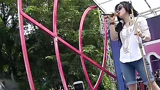 Syahrini - Cinta Tapi Gengsi