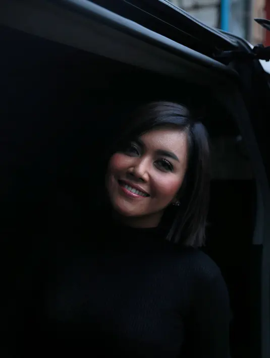 Biduk rumah tangga yang dibangun Denada dan Jerry Aurum selama 3 tahun akhirnya kandas juga. (Galih W. Satria/Bintang.com)