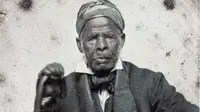 Omar bin Said, salah satu umat Muslim pertama di Amerika Serikat yang berasal dari Senegal. (dok. Yale University Library/https://wisconsinmuslimjournal.org/library-of-congress-puts-autobiography-of-only-known-surviving-muslim-american-slave-online/Dinny Mutiah)