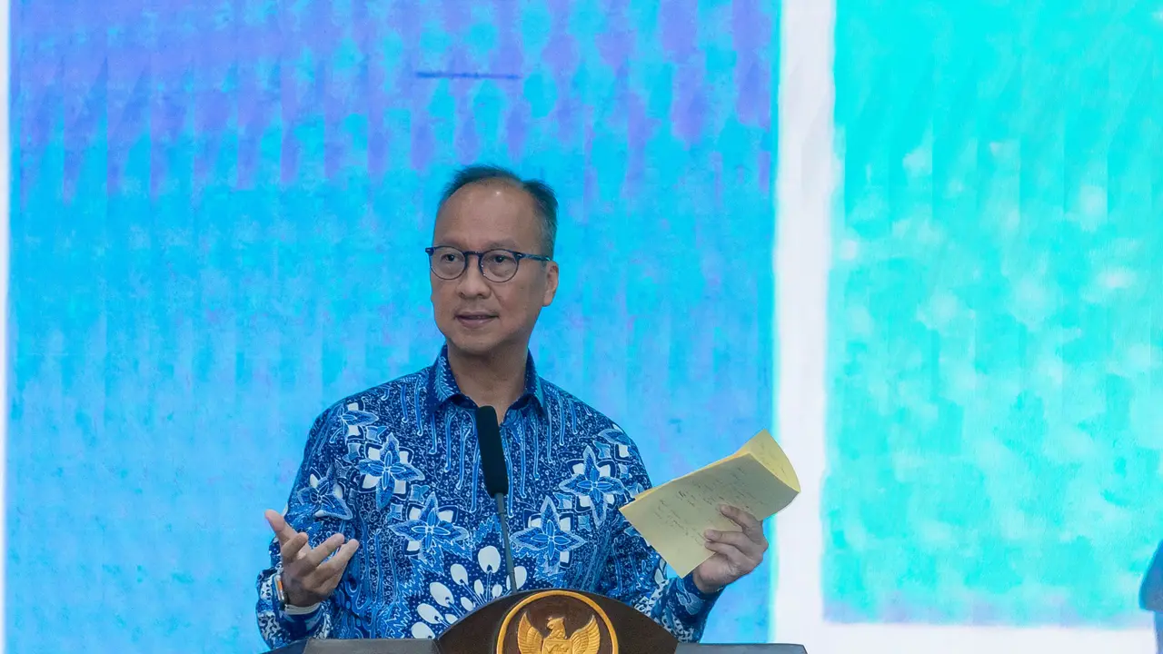 Menteri Perindustrian Agus Gumiwang Kartasasmita.