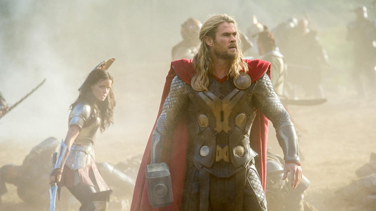 Skenario Thor: Ragnarok Diambil Alih Penulis Wanita