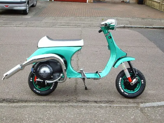 10 Potret Modifikasi Vespa yang Kesannya Mewah Banget Tapi Unik, Benar