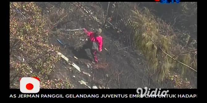 VIDEO: Kebakaran Melanda Lereng Gunung Bromo dan Taman Nasional Merapi