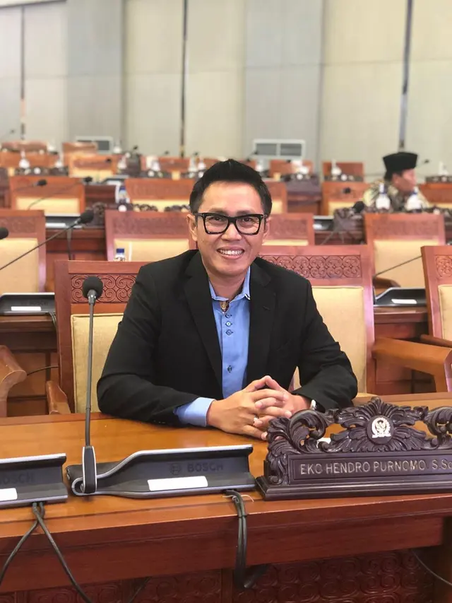 [Fimela] Artis Politik -Eko Patrio