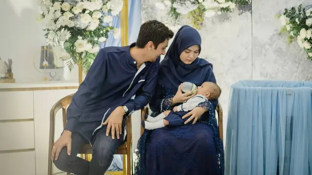 6 Momen Akikah Anak Vebby Palwinta dan Razi Bawazier, Berlangsung Khidmat