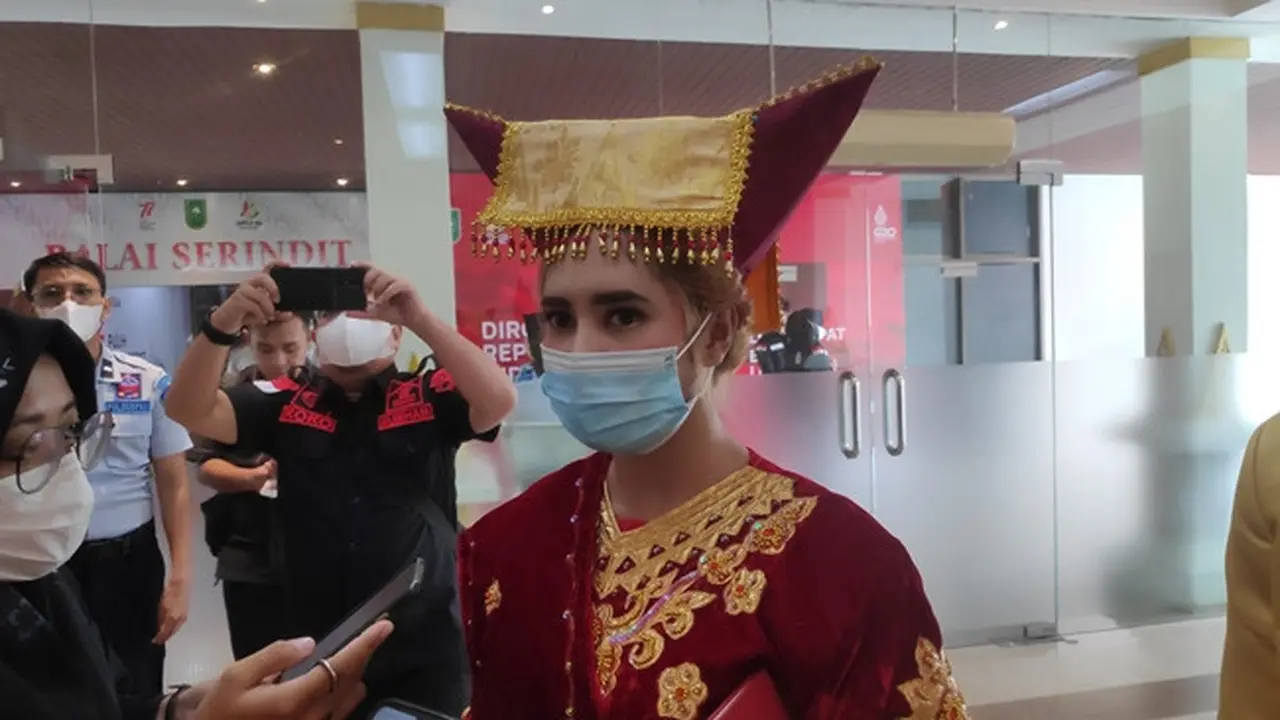 Yuliawati, narapidana yang langsung bebas setelah mendapatkan remisi Hari Kemerdekaan Indonesia.