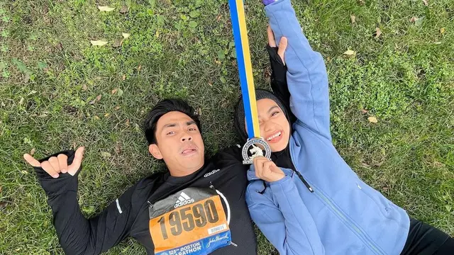 7 Potret Liburan Ayudia Bing Slamet dan Ditto di Amerika Serikat, Ikut Lari Maraton