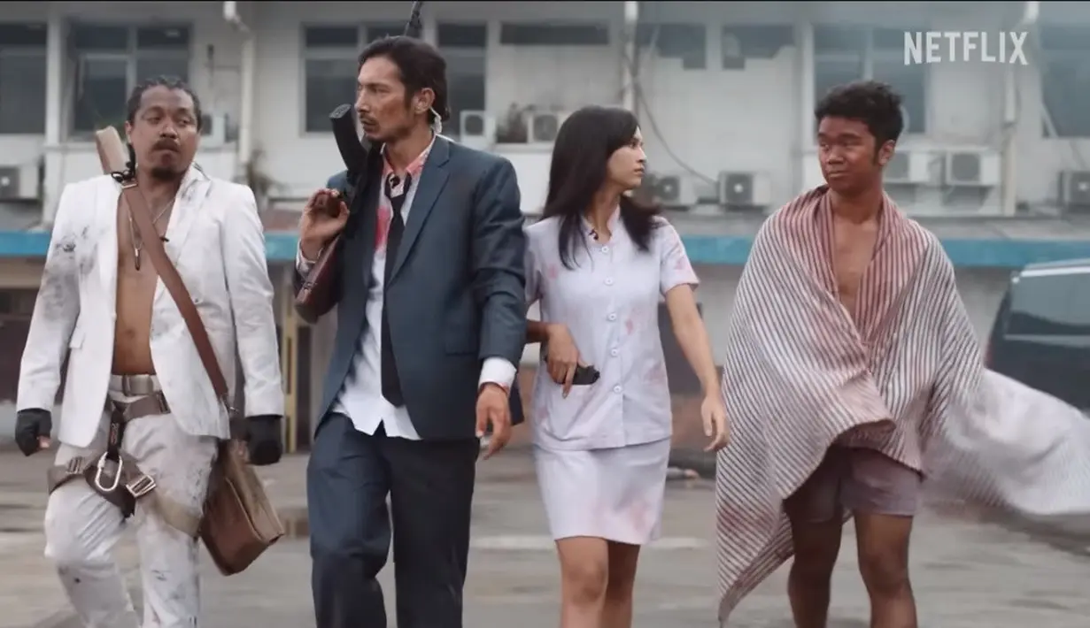 Baku hantam dan pertarungan senjata jadi ajang perkenalan penonton dengan karakter utama yang unik.  [Foto: Youtube/Netflix]