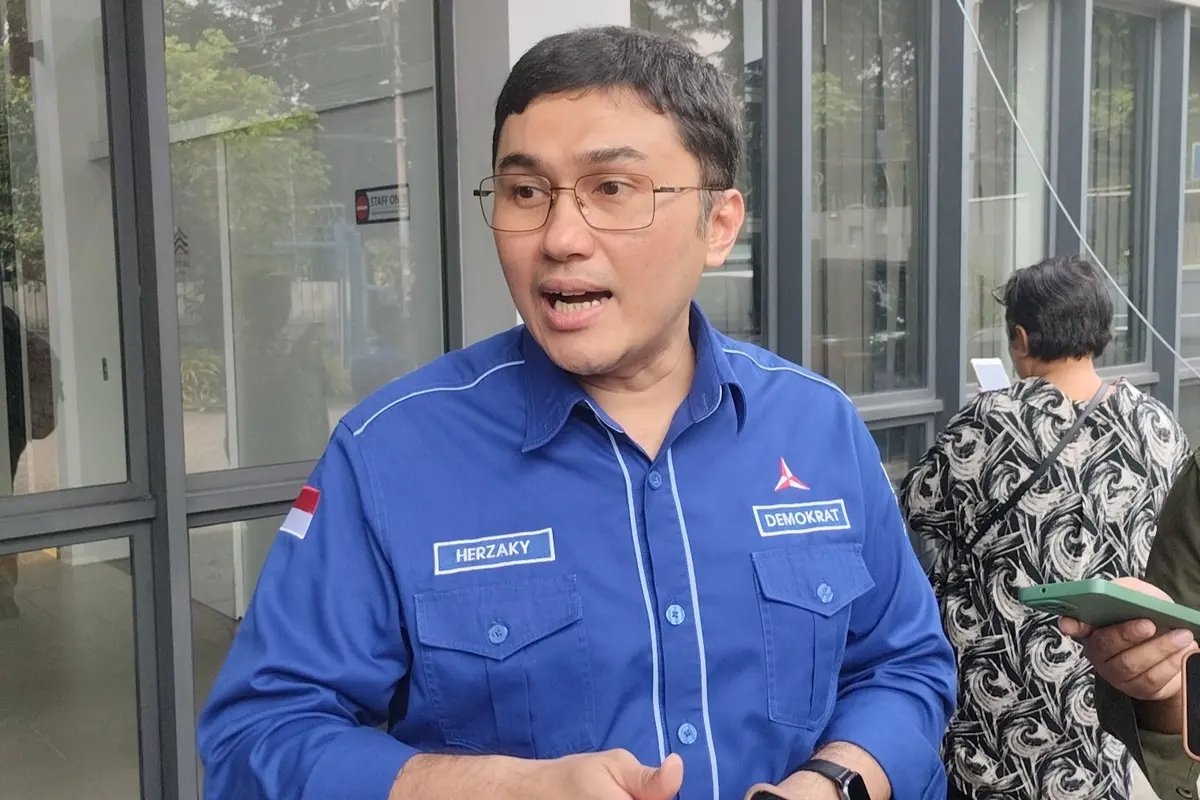 Kepala Badan Komunikasi Strategis DPP Demokrat Herzaky Mahendra Putra