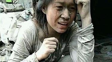 [Bintang] Wanita Ini Dijuluki Sebagai Gadis Semen, Fakta Kehidupannya Sedih Banget