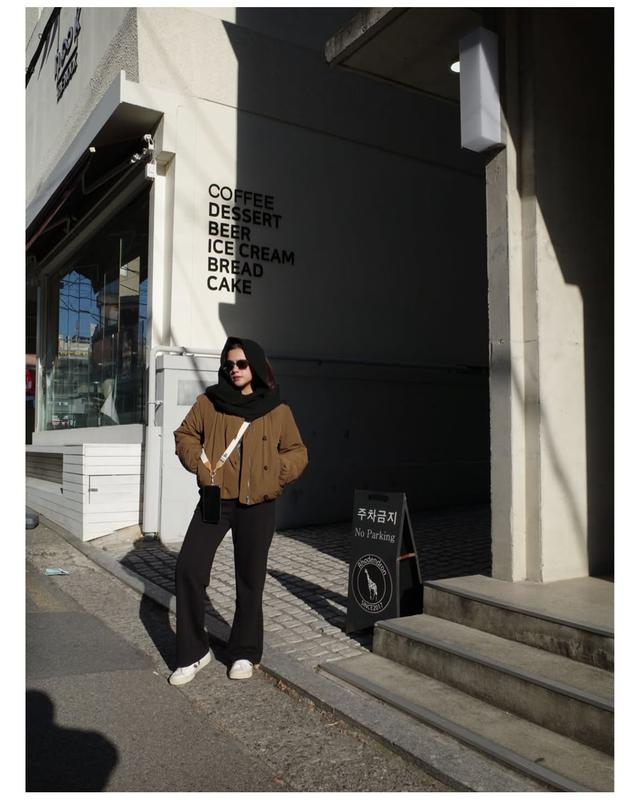 6 Gaya musim dingin Audi Marissa di Korea Selatan, memesona bak pakai hijab