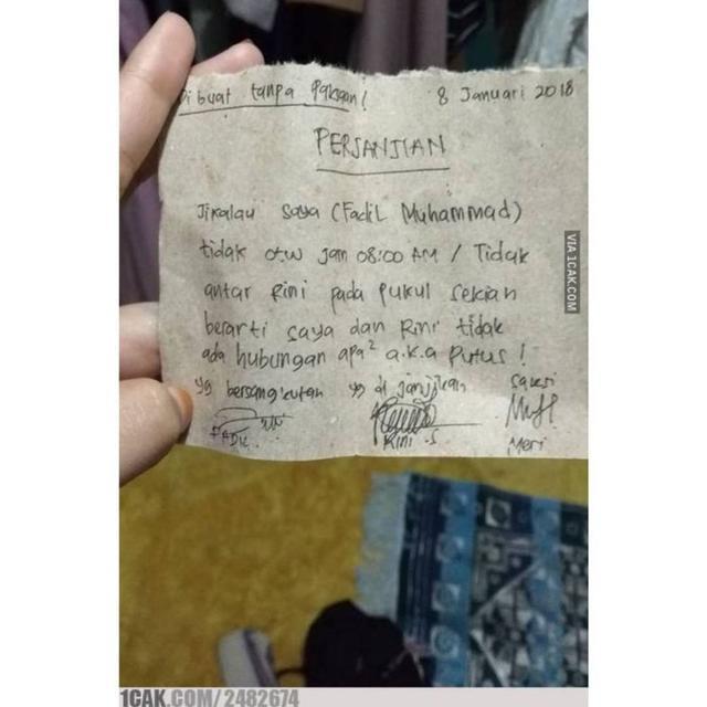 6 Surat Perjanjian Pacaran Ini Bikin Senyum Tipis, Langgar Langsung Putus