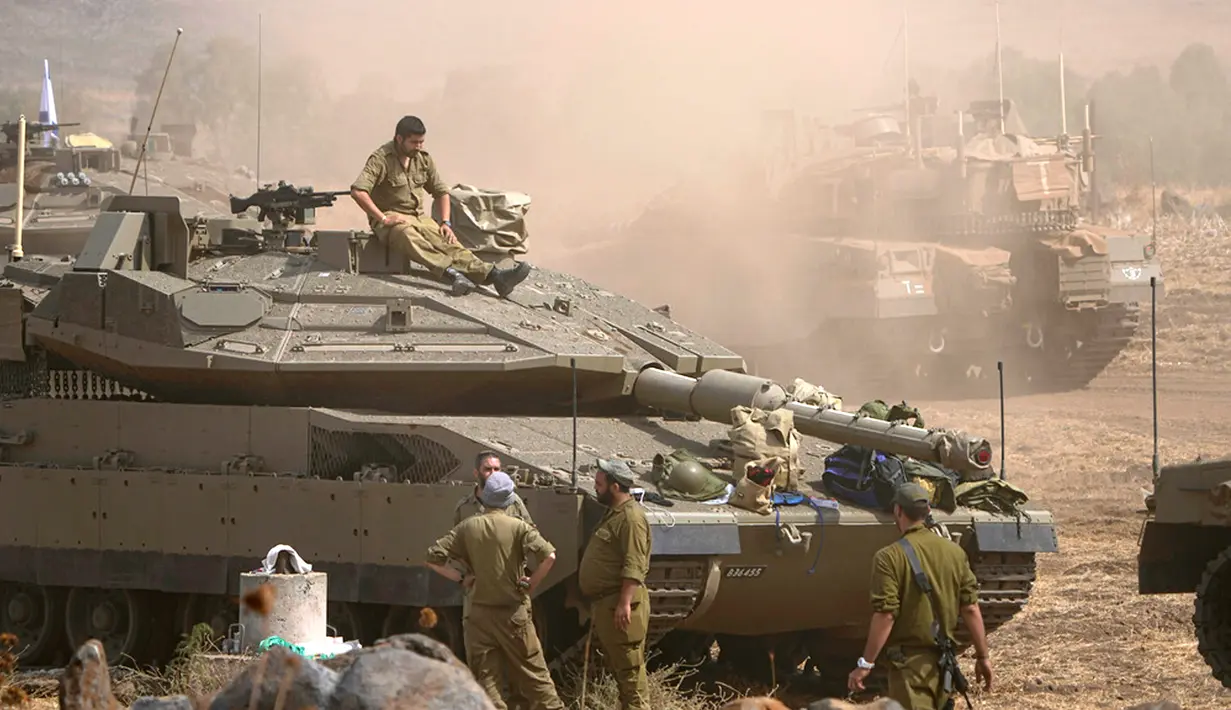 Israel mengatakan salah satu petugasnya tewas dalam serangan lintas batas sebelumnya yang diklaim dilakukan oleh warga Palestina di Lebanon.  (AP Photo/Ariel Schalit)