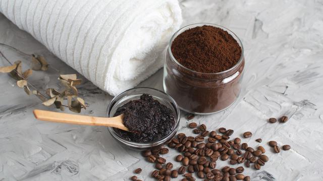 Cantik Dengan Serbuk Kopi? Ini Dia Caranya!