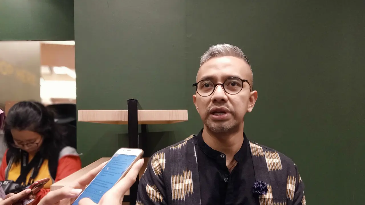 Alasan Harga Baju Upcycle Lebih Mahal Versi Didiet Maulana