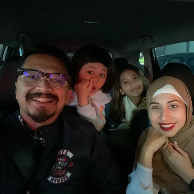 6 Momen Kebersamaan Deswita Maharani dan Anak Sambung, Penuh Kehangatan