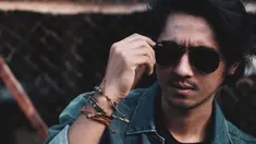 Pemeran Aldebaran dalam sinetron Ikatan Cinta, Arya Saloka digandrungi penonton mulai dari remaja hingga ibu-ibu. (Instagram/arya.saloka)