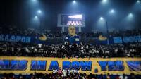 Tifo Bojan Hodak dalam laga Persib Bandung melawan Persijap Jepara pada pekan terakhir BRI Super League 2025/2026 di Stadion GBLA, Bandung, Minggu (23/5/2026). (Bola.com/Bagaskara Lazuardi)