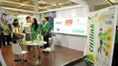 Tiket dan paket wisata ke luar negeri ditawarkan dengan harga menggiurkan misalnya tiket ke Singapura dan Kualalumpur hanya 36 dolar serta Tokyo hanya 306 dolar Amerika, Jakarta, (12/9/14). (Liputan6.com/Panji Diksana)