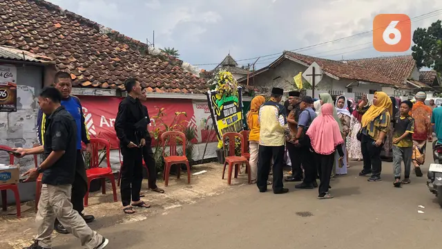 Rumah duka siswi SMA peserta seleksi calon paskibraka, di Kecamatan Gunungguruh Kabupaten Sukabumi (Liputan6.com/Fira Syahrin).