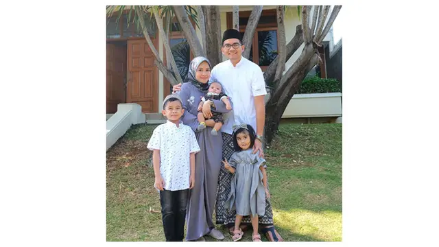 Dikaruniai 3 Anak, Ini 5 Momen Kebersamaan Intan Nuraini Bersama Buah Hatinya