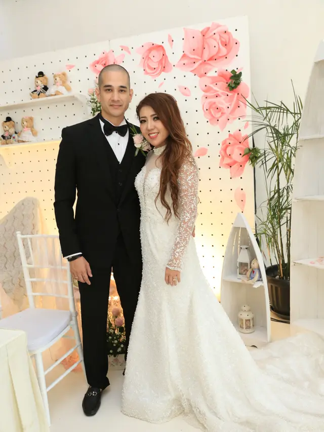 [Bintang] Okan Cornelius dan May Lee