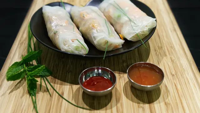 Lumpia khas Vietnam. (Unsplash)