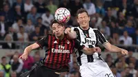 Bek AC Milan Kabur ke Juventus?