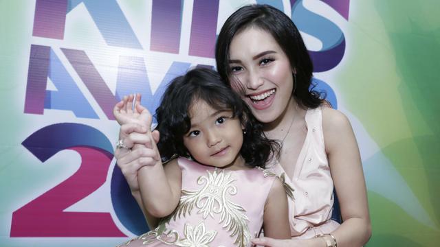 Kekompakan Ayu Ting Ting Bersama Bilqis
