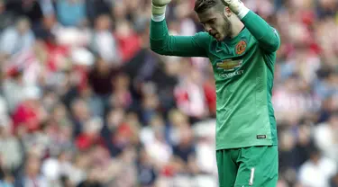 Penjaga gawang Manchester United, David de Gea (REUTERS/Andrew Yates)