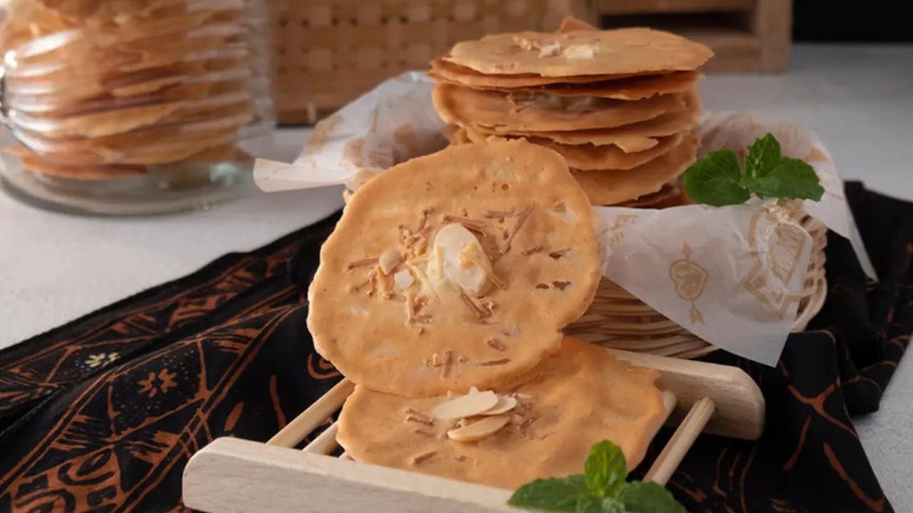crispy almond