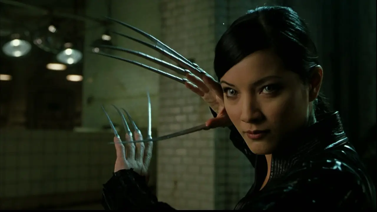 Kelly Hu