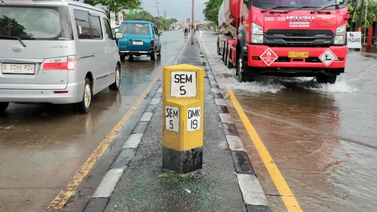 Gubernur Ahmad Luthfi Pastikan Sinergi Tim Gabungan Ditingkatkan untuk Atasi Banjir