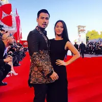 Chicco Jerikho dan Tara Basro menghadiri Venice Film Festival. Foto: Instagram