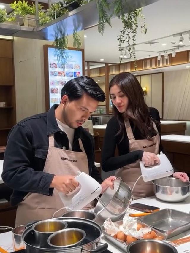 Mahalini dan Aaliyah Ikut Kelas Masak