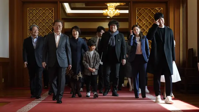 Presiden Korsel Undang Tim Film Parasite ke Blue House